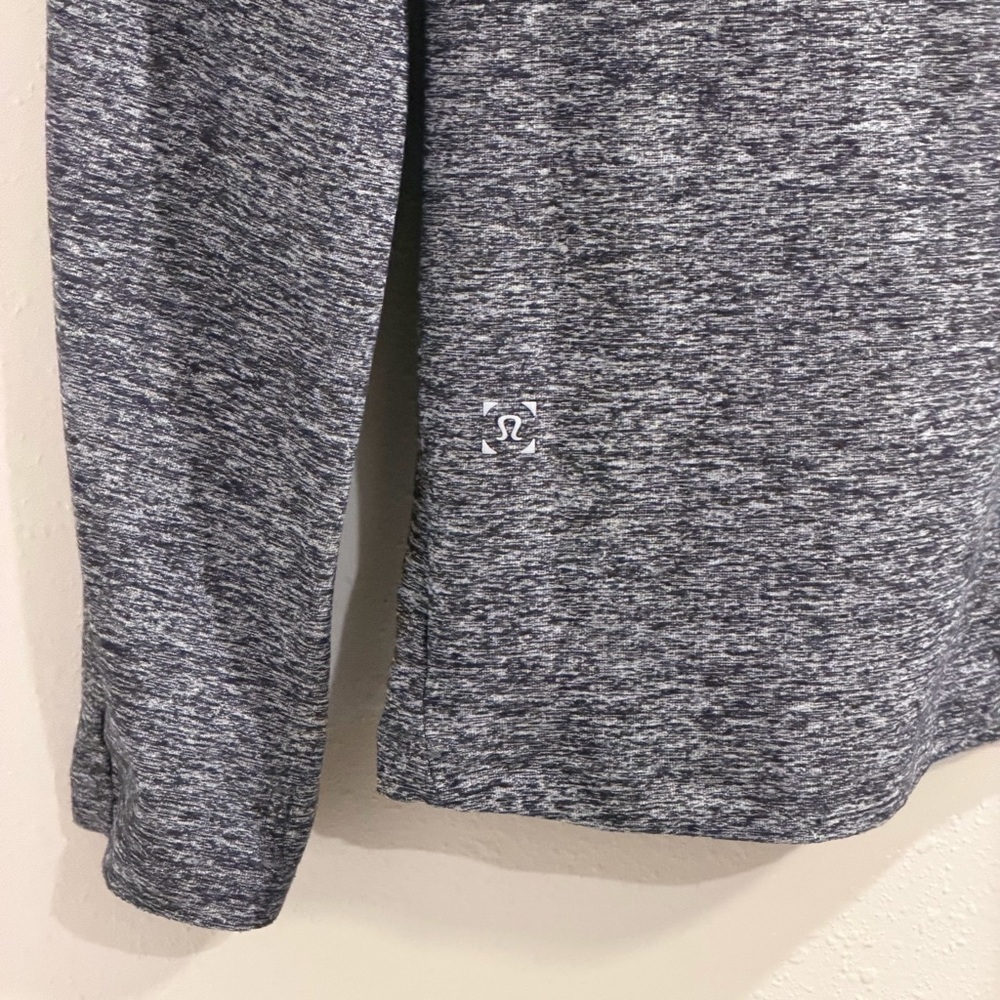 Lululemon Medium Heather Surge Warm Long Sleeve Shirt Run Athletic Performance - Picture 5 of 6
